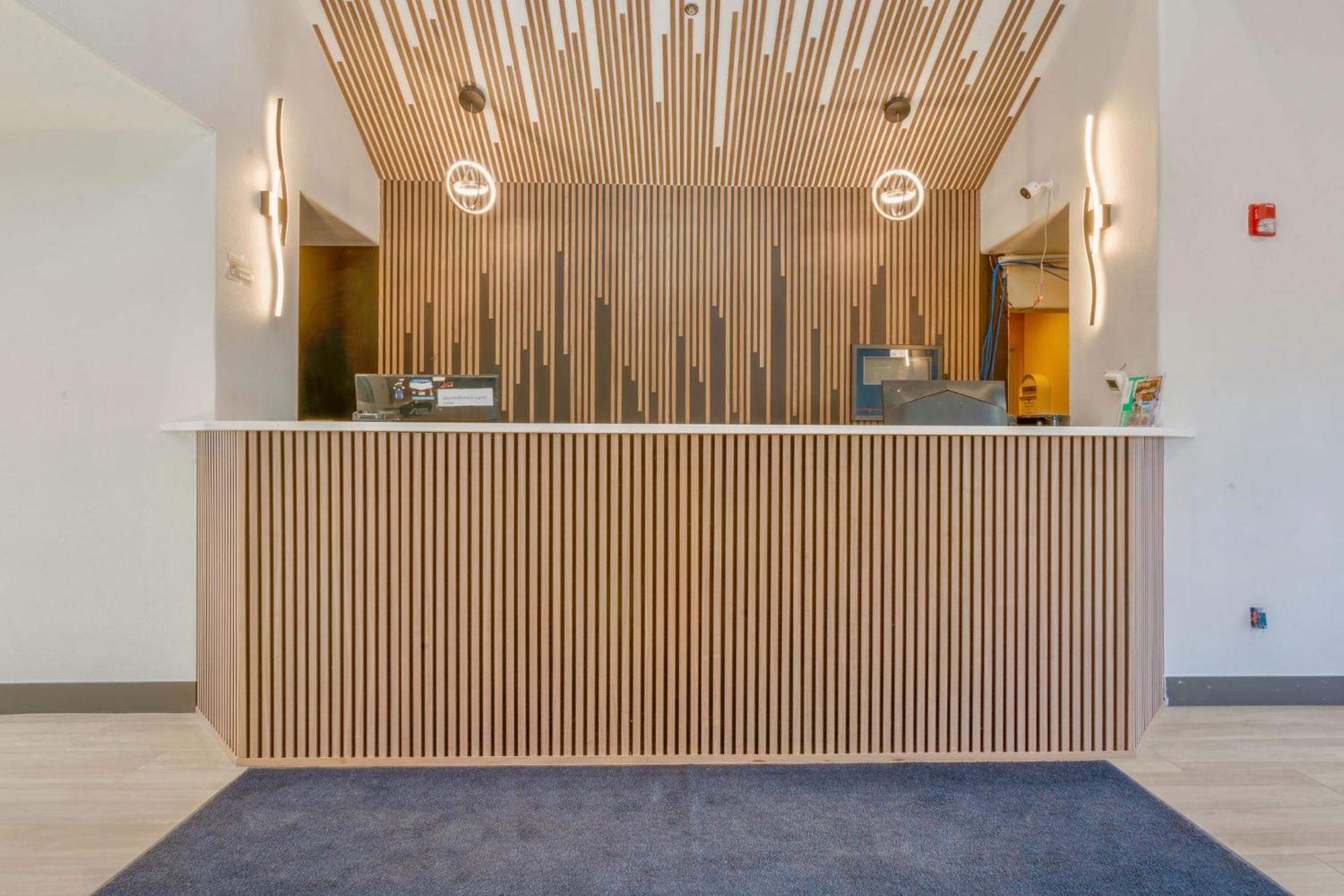 Days Inn By Wyndham Thornton Exterior foto